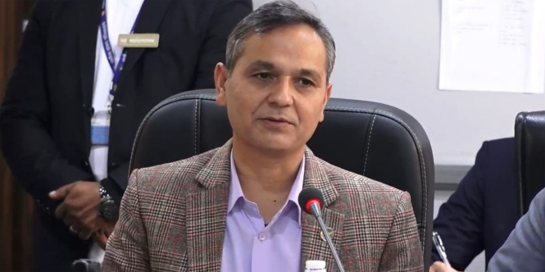 वर्तमान सरकारमा बस्नेलाई कुनै दलप्रति ढल्कने छुट छैनः गृहमन्त्री