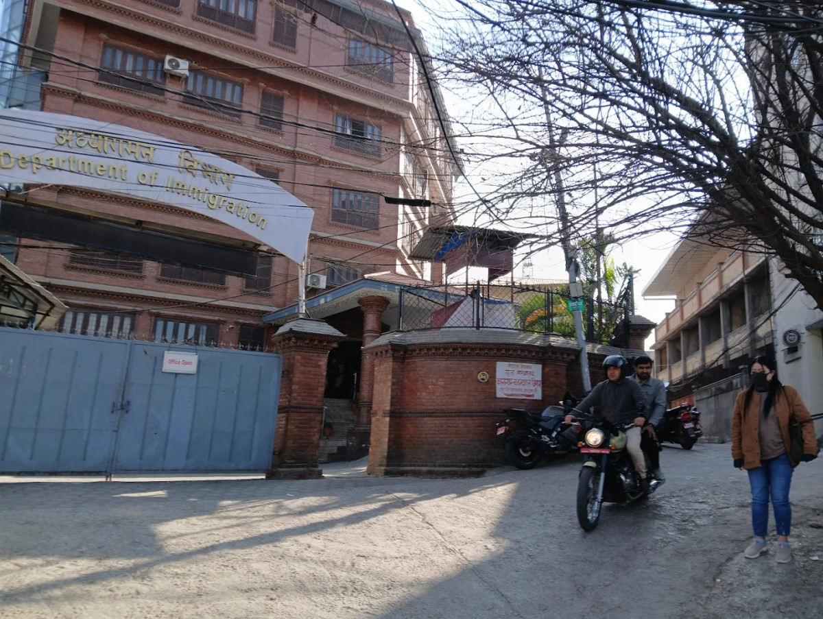 नेपालमा शङ्कास्पद गतिविधि गरेको आरोपमा चिनियाँ र अमेरिकन नागरिक पक्राउ