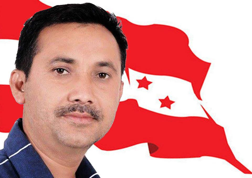 राष्ट्रिय झन्डा प्रयोगबारे कांग्रेसको परिपत्र : पाखुरा, कम्मर या घाँटीमा बेर्दा अपमान हुन्छ, नगर्नू