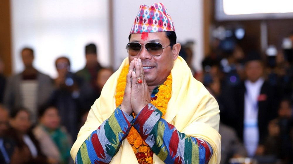 रेशम चौधरी उम्मेदवार बन्न नपाउने