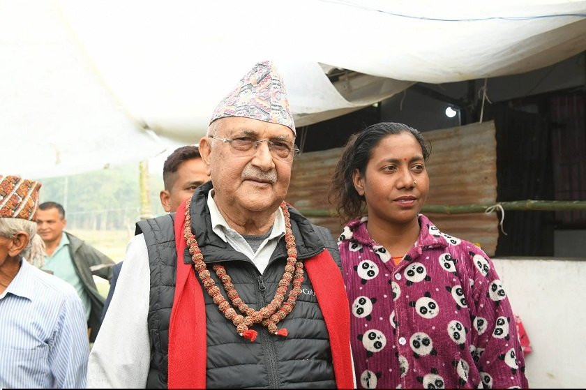 एमाले अध्यक्ष ओलीले गरे हुलाकी राजमार्गको अवलोकन