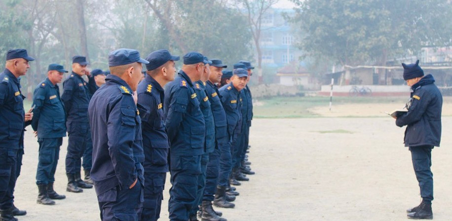 निर्वाचन सुरक्षाका लागि धनगढीबाट इन्स्पेक्टर जोशीसहित ३० जनाको टोली बझाङ हिड्यो