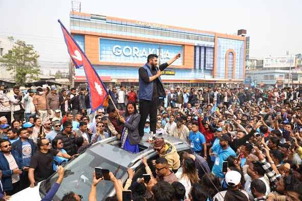 झापामा रवि लामिछानेको म्याराथन दौड