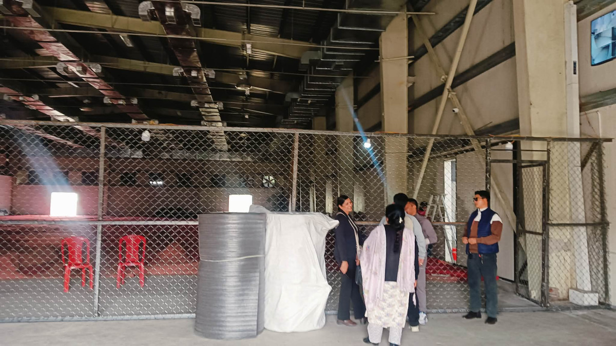 चितवनमा मतगणनास्थल कडा सुरक्षा घेरामा, १० फिट अग्लो तारजाली जडान