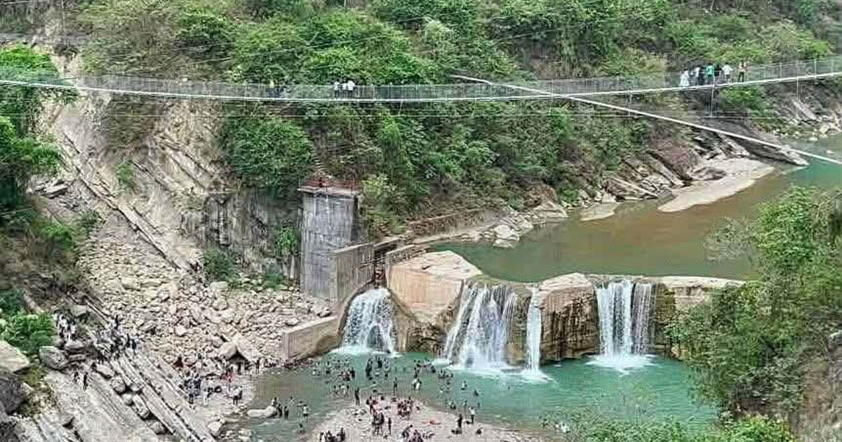तिनाउमा डुबेर दुई भारतीय बेपत्ता